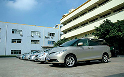 深圳市金動(dòng)科力實(shí)業(yè)工廠(chǎng)服務(wù)車(chē)隊(duì)2